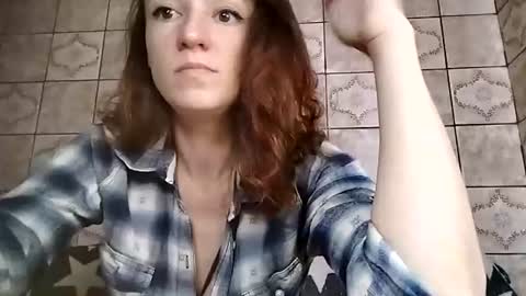 Snapshot of sweet_lilgirl_x chatting on July 13, 2026, 11:24 am Anna online show from July 13, 2026, 11:24 am