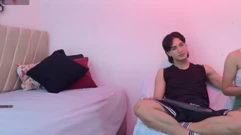 Snapshot of sweet_litle_ chatting on May 11, 2026, 12:00 pm Mia online show from May 11, 2026, 12:00 pm