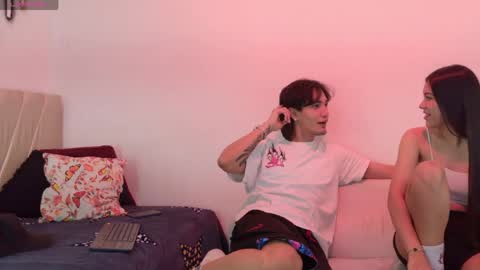 Snapshot of sweet_litle_ chatting on May 24, 2026, 12:21 pm Mia online show from May 24, 2026, 12:21 pm