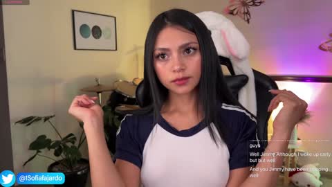 Snapshot of sweet_littleee chatting on January 22, 2025, 12:27 am free private online show from January 22, 2025, 12:27 am