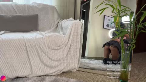 Snapshot of sweet_littleee chatting on February 5, 2025, 6:48 pm free private online show from February 5, 2025, 6:48 pm