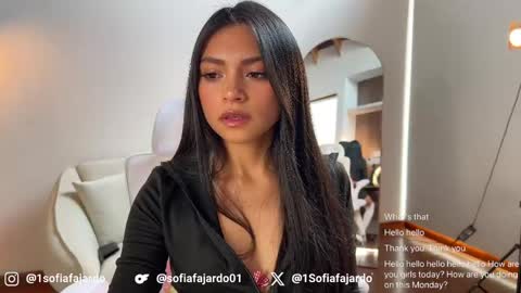 free            private online show from April 27, 2026, 3:10 pm