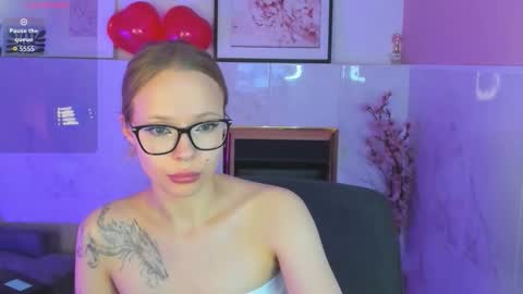 Lucy online show from February 8, 2026, 3:21 am