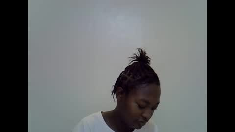 Snapshot of sweet_lunaz chatting on October 31, 2025, 6:03 am sweet_lunaz online show from October 31, 2025, 6:03 am