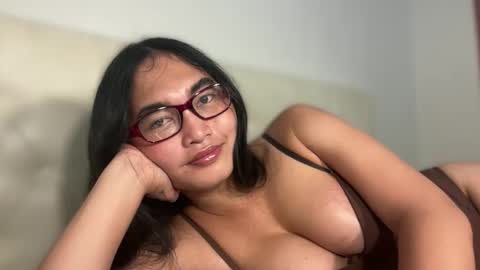 Snapshot of sweet_mariax chatting on April 17, 2026, 11:30 pm Maria Stella online show from April 17, 2026, 11:30 pm