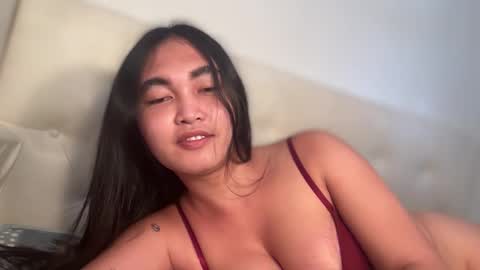 Snapshot of sweet_mariax chatting on April 24, 2026, 12:57 am Maria Stella online show from April 24, 2026, 12:57 am