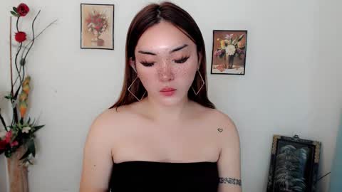 sweet_marie21 online show from September 18, 2025, 1:35 pm