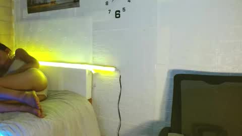 Snapshot of sweet_marry143 chatting on October 26, 2025, 2:17 am marry online show from October 26, 2025, 2:17 am