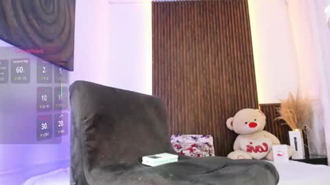 Melody online show from October 19, 2025, 10:10 pm