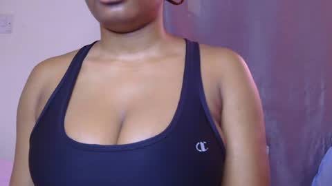 Snapshot of sweet_miah12 chatting on June 23, 2026, 6:11 am Queen debby online show from June 23, 2026, 6:11 am