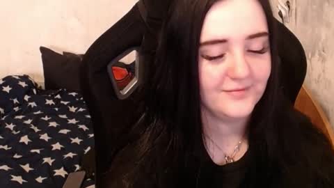 sweet_my_dream online show from March 11, 2025, 12:06 pm