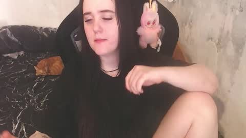 sweet_my_dream online show from March 12, 2026, 10:10 am