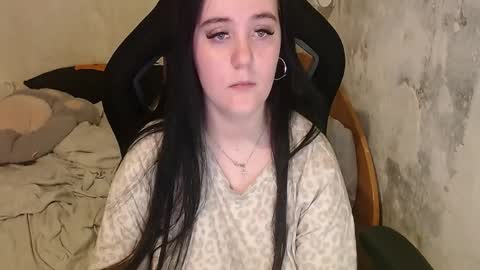 sweet_my_dream online show from March 27, 2026, 3:12 pm