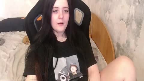 sweet_my_dream online show from April 10, 2026, 11:37 am