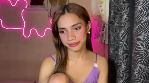 sweet_nikki03 online show from September 29, 2025, 8:35 pm