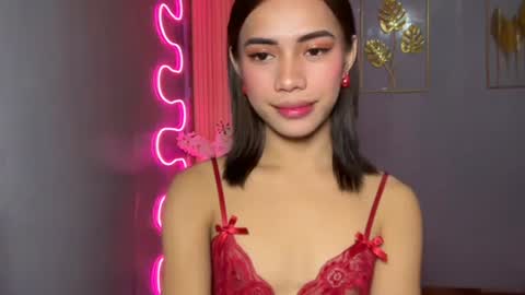 sweet_nikki03 online show from April 3, 2026, 11:19 am