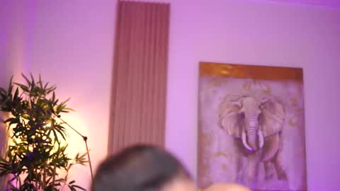 Lilly online show from October 23, 2025, 8:13 am