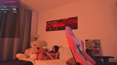 Ashley online show from January 29, 2025, 8:35 pm