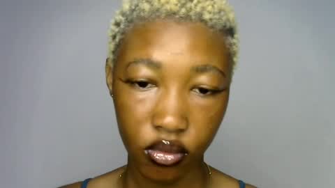 sweet girl online show from June 24, 2026, 4:11 am