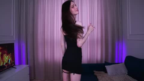 Vanessa online show from March 10, 2025, 10:59 am