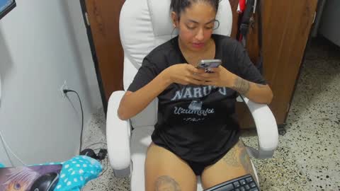 sweet_robyn online show from December 2, 2024, 10:12 pm