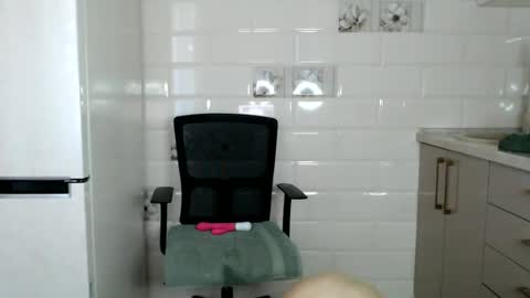 Snapshot of sweet_sandra_1 chatting on June 27, 2026, 12:22 pm Sandra online show from June 27, 2026, 12:22 pm