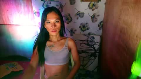 Zhienne online show from November 24, 2025, 4:34 am