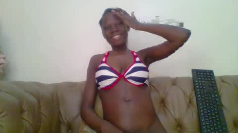 Snapshot of sweet_sharon01 chatting on July 14, 2026, 11:38 am Sharon online show from July 14, 2026, 11:38 am