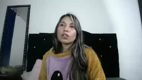 Snapshot of sweet_skylove_ chatting on June 17, 2026, 12:57 am Adriana online show from June 17, 2026, 12:57 am