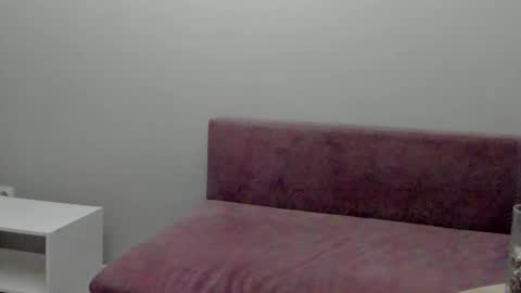 sweet_smith8 online show from December 24, 2024, 5:13 pm