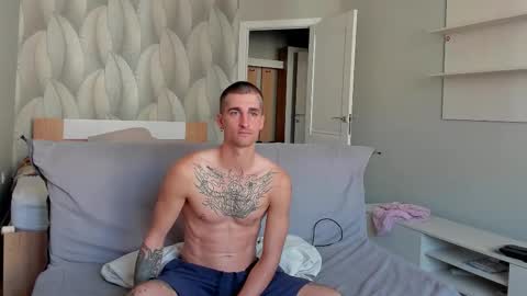 sweet_smith8 online show from October 7, 2025, 6:10 am