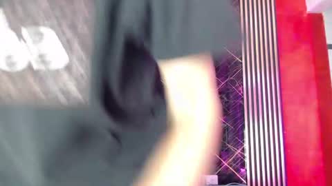 sweet_sofi20 online show from July 13, 2026, 2:09 pm