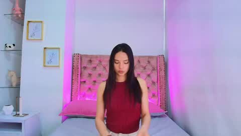 Sweet Sofiii  online show from April 18, 2026, 9:04 pm