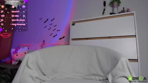 sweet_sonechka online show from March 12, 2026, 1:56 am