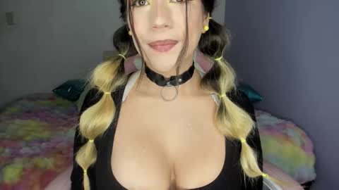              online show from October 4, 2025, 6:44 am