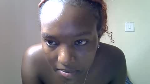 Snapshot of sweet_strawberina chatting on March 30, 2026, 5:19 am sweet_strawberina online show from March 30, 2026, 5:19 am