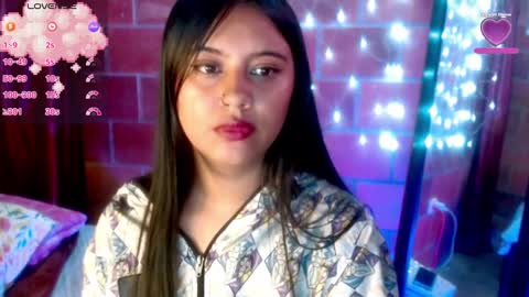 Snapshot of sweet_susy999 chatting on January 3, 2025, 11:33 pm susy 222 online show from January 3, 2025, 11:33 pm