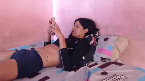 sweet_tianiss4 online show from February 20, 2026, 5:02 pm