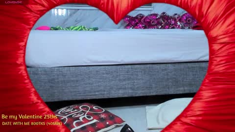 Isabella online show from February 13, 2025, 11:26 pm