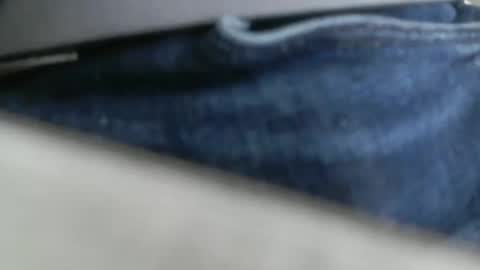 Snapshot of sweet_travelbook chatting on February 16, 2026, 11:17 am sweet_travelbook online show from February 16, 2026, 11:17 am