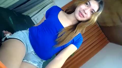 Snapshot of sweet_trexie chatting on April 24, 2026, 2:30 pm sweet_trexie online show from April 24, 2026, 2:30 pm