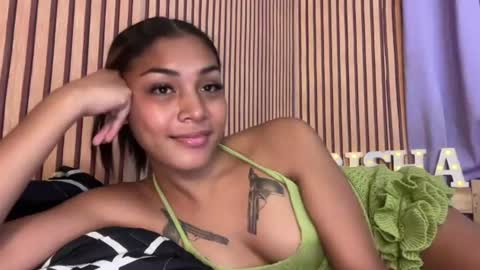 Snapshot of sweet_trishaxx chatting on July 15, 2026, 5:02 am Trisha online show from July 15, 2026, 5:02 am