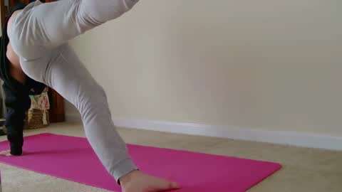 Heidi Brenner - Please check bio for schedule  FAQ online show from November 6, 2025, 1:34 pm