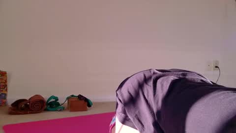 Heidi Brenner - Please check bio for schedule  FAQ online show from November 24, 2025, 12:49 pm