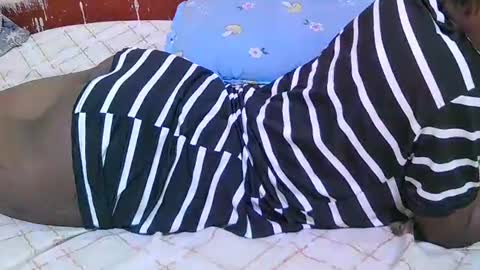 sweet_vishy online show from October 12, 2025, 10:03 am