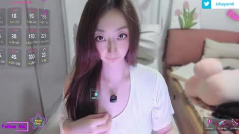 Snapshot of sweet_yumiq chatting on May 16, 2026, 12:15 pm sweet_yumiq online show from May 16, 2026, 12:15 pm