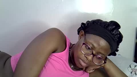 Snapshot of sweet_zarah chatting on May 14, 2026, 2:29 am sweet_zarah online show from May 14, 2026, 2:29 am
