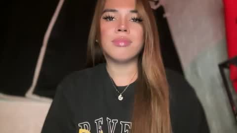 Snapshot of sweetalexa19 chatting on December 5, 2024, 12:22 pm alexa your one and only queen online show from December 5, 2024, 12:22 pm