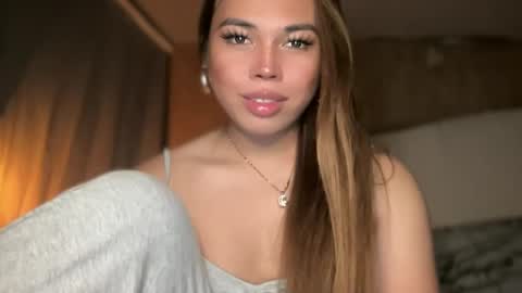 Snapshot of sweetalexa19 chatting on January 1, 2025, 8:02 am alexa your one and only queen online show from January 1, 2025, 8:02 am