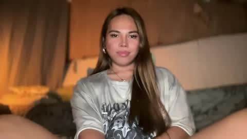 Snapshot of sweetalexa19 chatting on January 1, 2025, 2:31 pm alexa your one and only queen online show from January 1, 2025, 2:31 pm